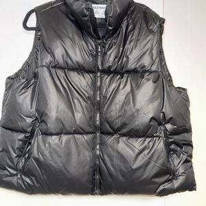 Old Navy Charcoal Puffer Vest